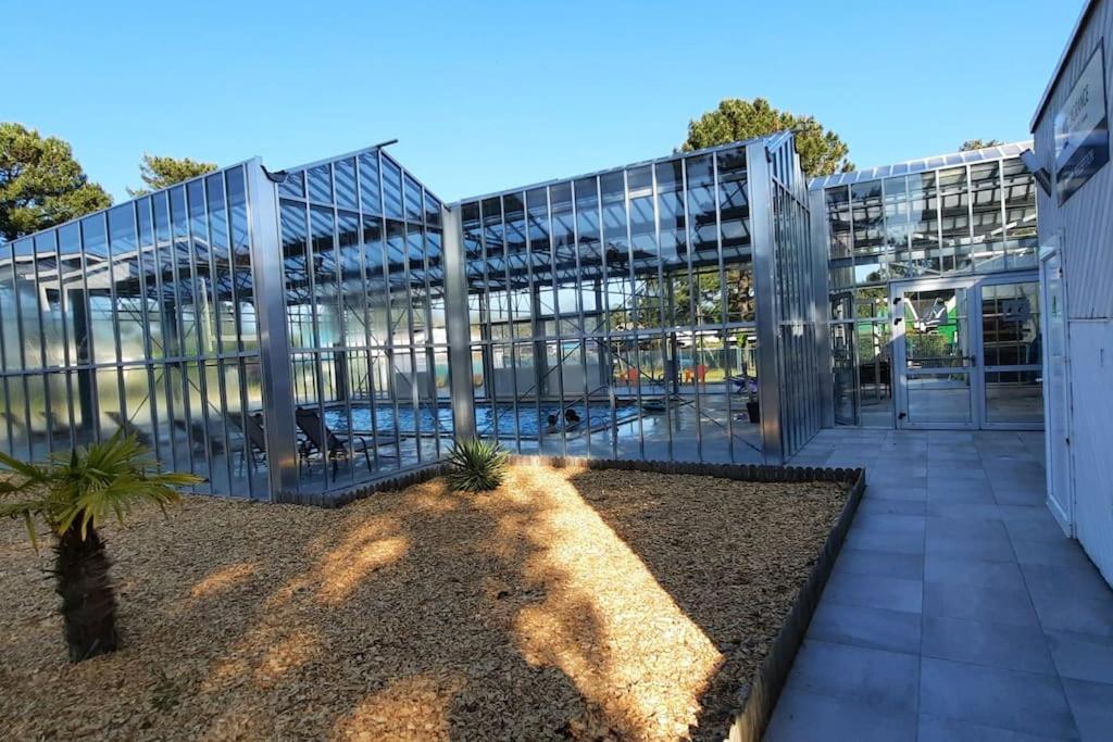 Chez Ced Et Laeti, Appartement Prive Avec Jardin Et Terrasse Dans Residence L'Estuaire Muni D'Une Piscine Couverte Et Aire De Jeu, Linge De Lit Et De Salle D'Eau Ainsi Que Tele, Compris Dans Le Tarif Profitez A Fond De Notre Belle Region 滨海勒韦尔东 外观 照片